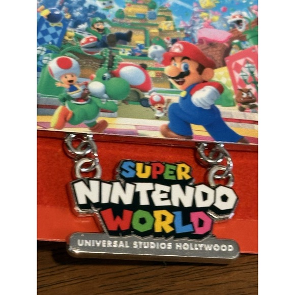 2025 Universal Studios Hollywood Super Nintendo World Mario Resort Dangle Pin - Picture 2 of 3